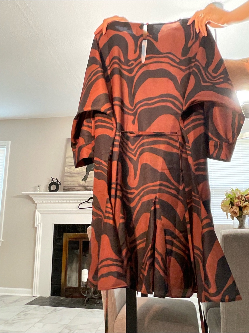 CROSBY by Mollie Burch Rust and Black Abstract Silk Dress - Picture 4 of 5